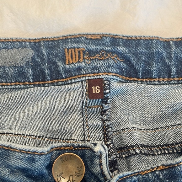 Kut From the Kloth jeans - Picture 2 of 3